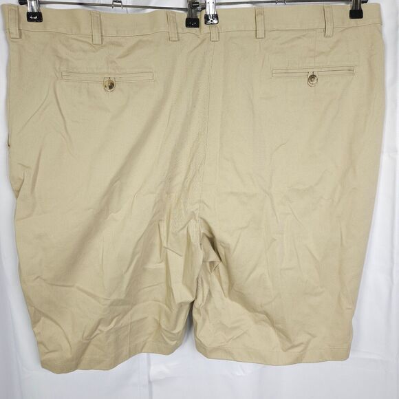 Jos A Bank Mens 50 Beige Cream Flat Front Travelor Collection Chino Khaki Shorts - Picture 2 of 6